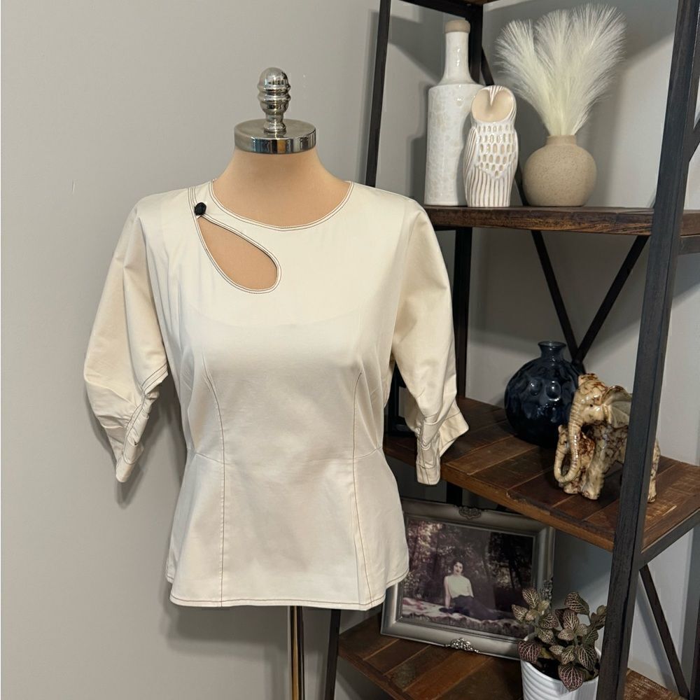 SEA New York Cutout Blouse Women’s SIZE MED Ivory Cotton Pleated Sleeves Peplum
